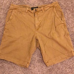 Men’s Khaki Shorts